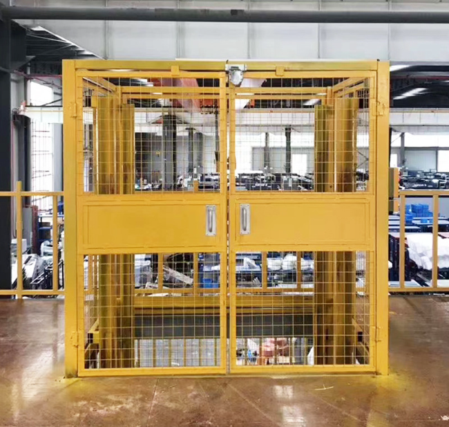 福州智能导轨式升降机亮相